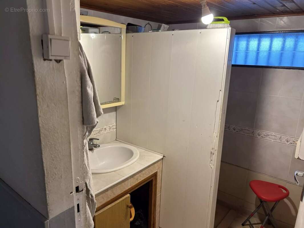 Maison à Saint-Pierre: confort et praticité au rendez-vous - photo 5