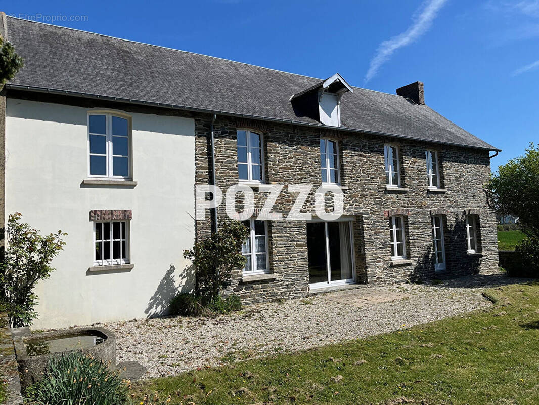 Maison à SAINT-PIERRE-DE-SEMILLY