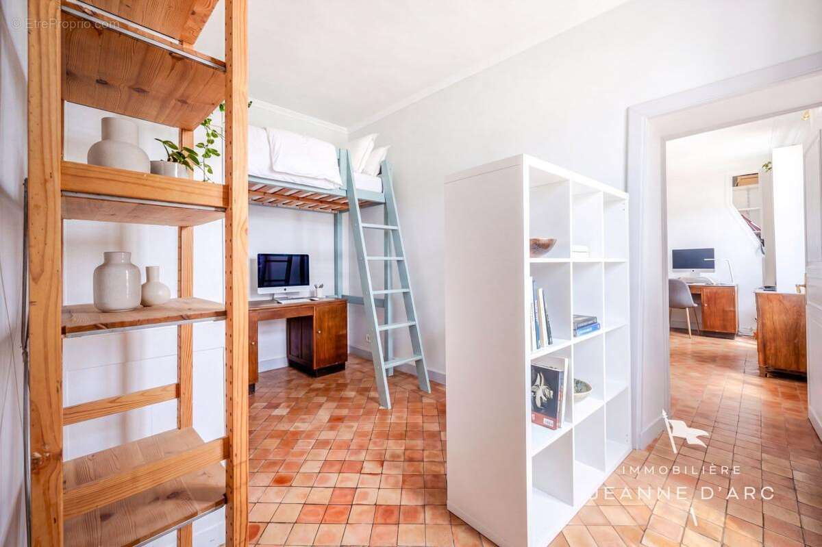 Appartement à VERSAILLES