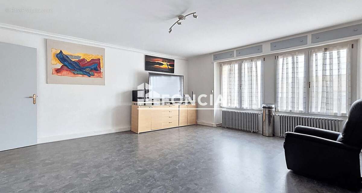 Maison à ROUVROIS-SUR-OTHAIN