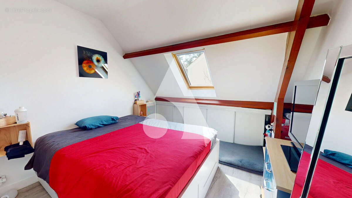 Maison à JANVILLE-SUR-JUINE