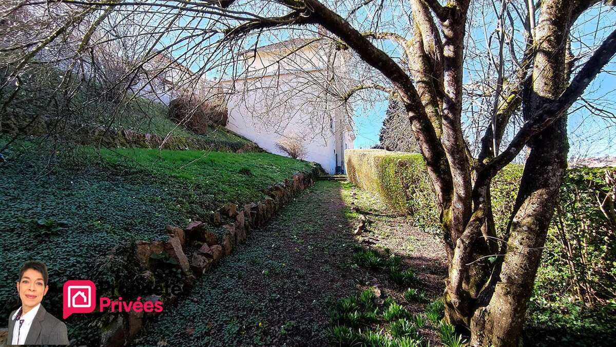 THIZY-LES-BOURGS (69240)  Demeure de caractère, 6 à 8 chambres, avec jardin et potentiel locatif - photo 3