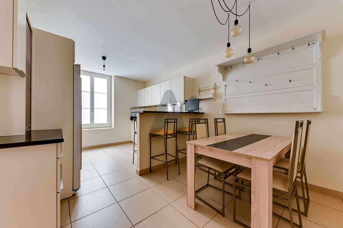 Exclusivité - Lyon 2 ème - rue Victor Hugo, appartement de 5 pièces et de 160 m2 - photo 10