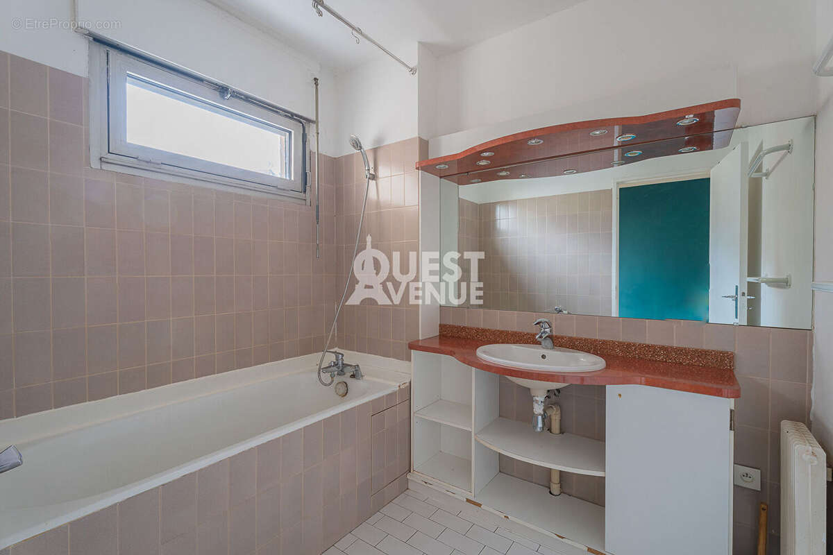 Appartement à PARIS-15E