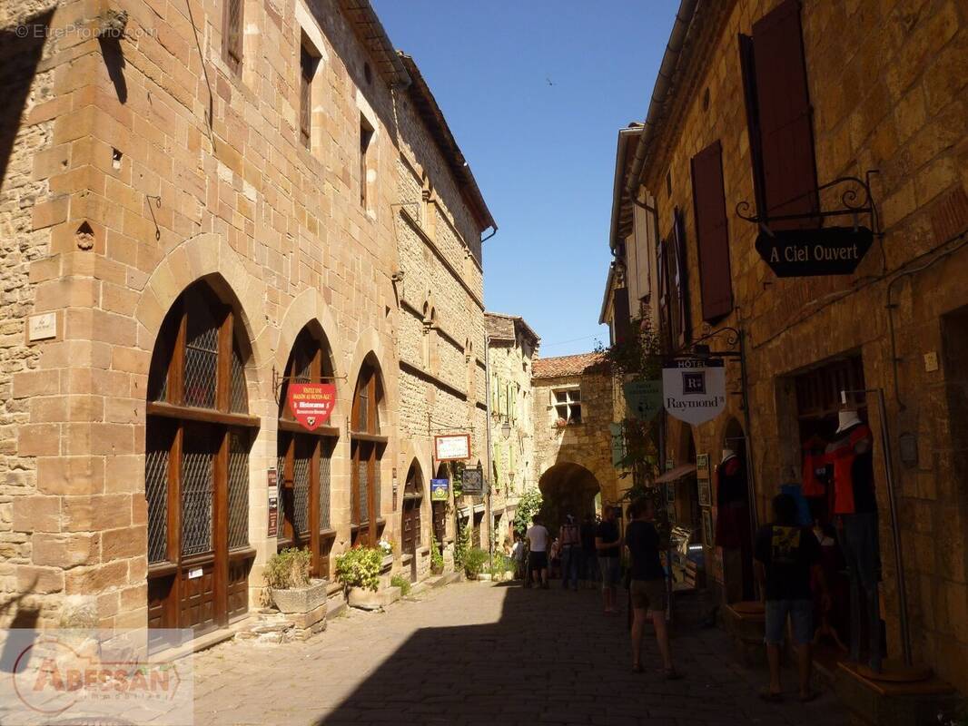 Maison à CORDES-SUR-CIEL