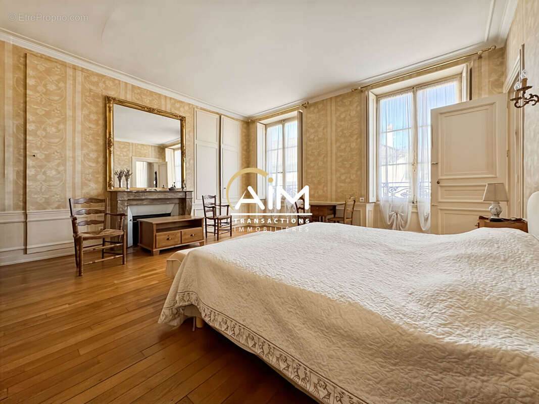 Maison à ETAMPES