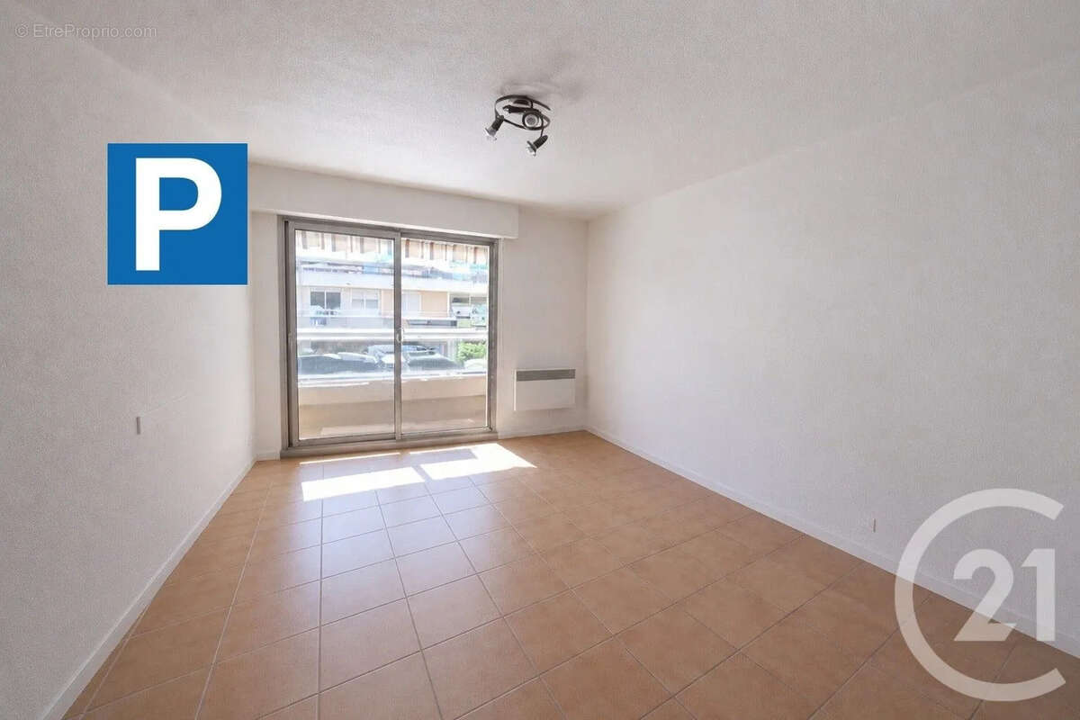 Appartement à ROQUEBRUNE-CAP-MARTIN