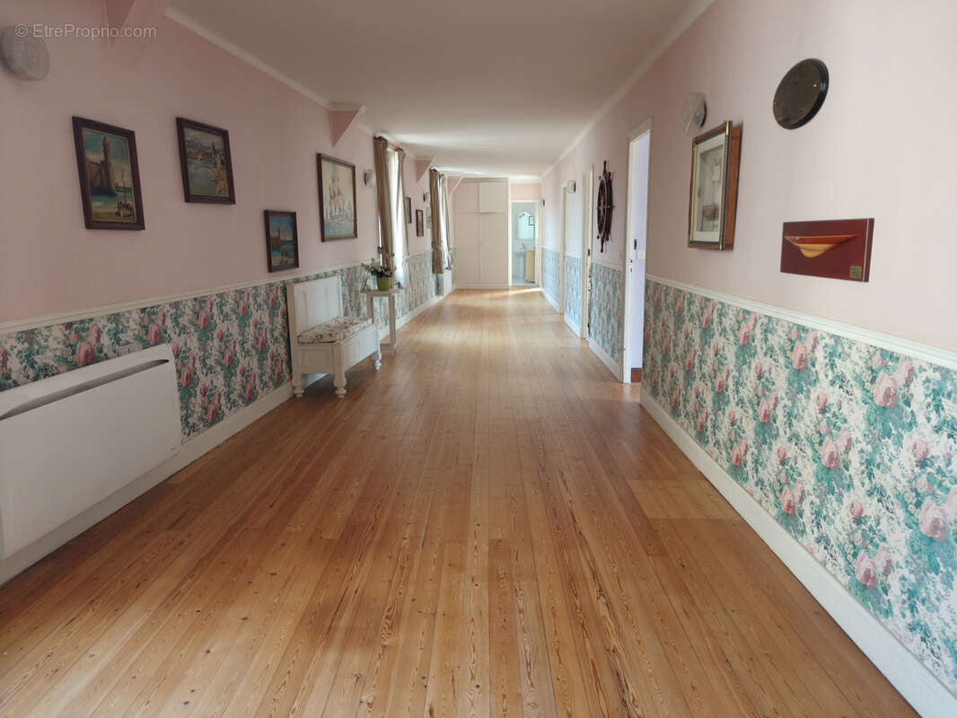 Maison à MONTREUIL-L'ARGILLE