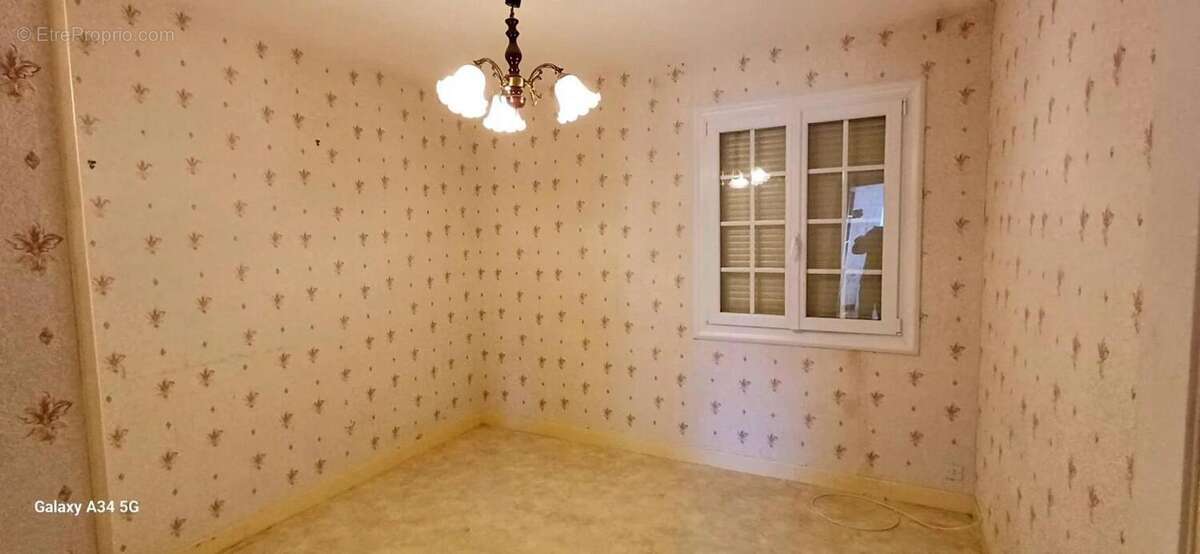 Maison à AISY-SUR-ARMANCON