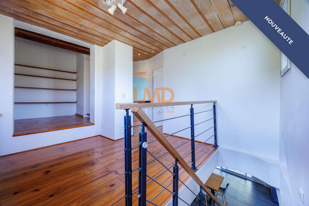 Ceyreste - Maison Familiale -  5P - 188 M2 + Studio indépendant - photo 9