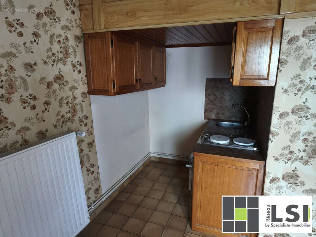 Studio - Maison à LE MONASTIER-SUR-GAZEILLE