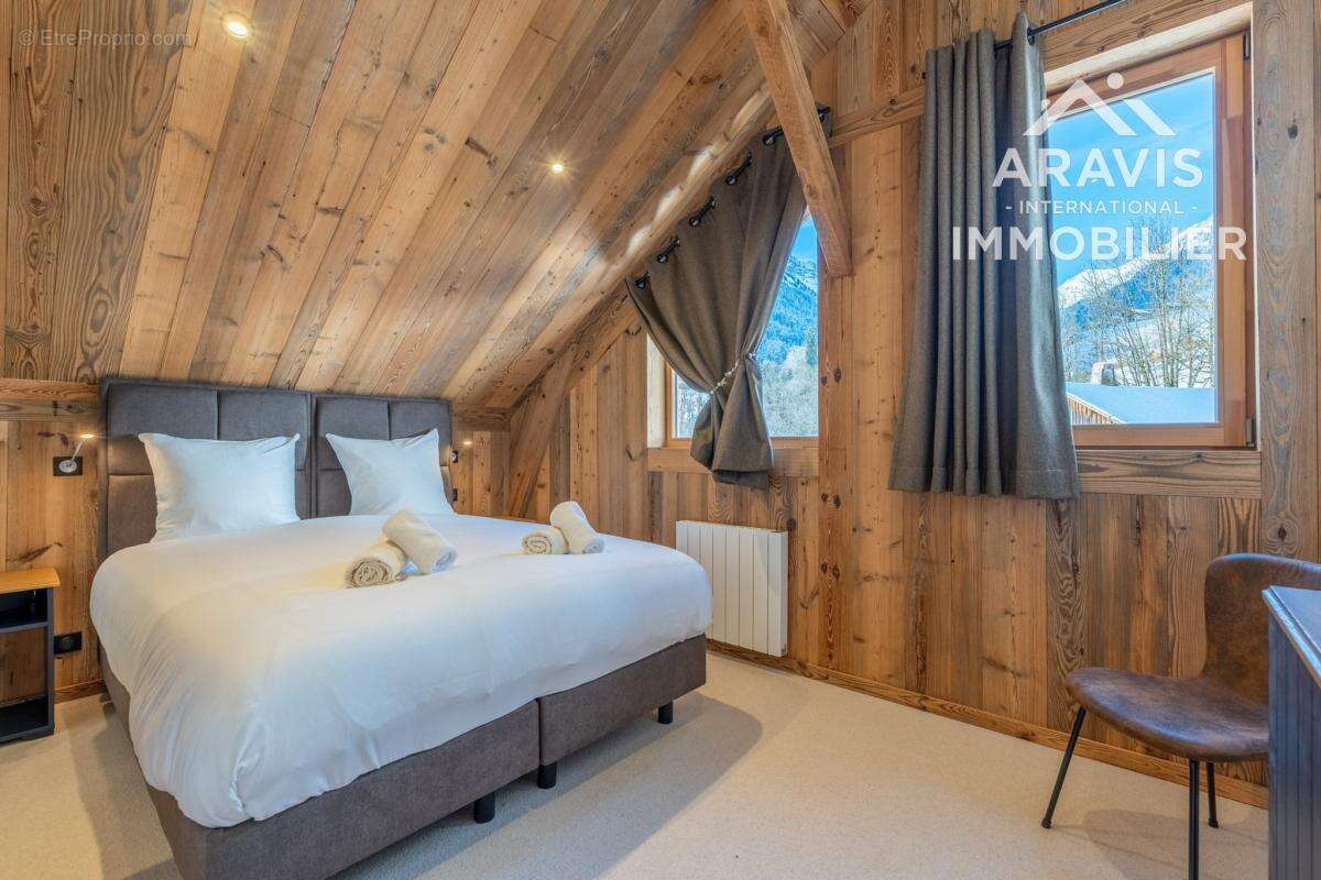 Appartement à LE PETIT-BORNAND-LES-GLIERES