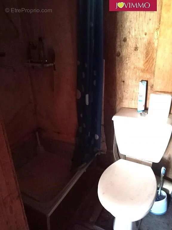 Maison à BELLENAVES