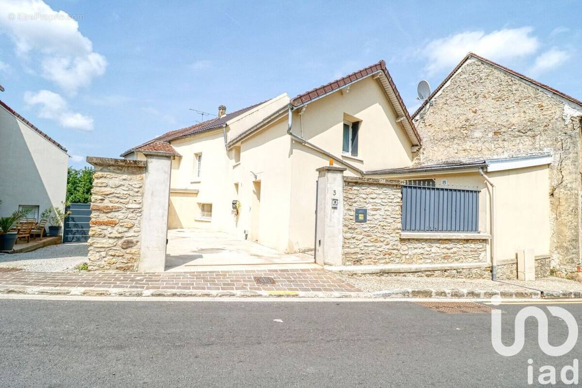 Photo 1 - Maison à BETHEMONT-LA-FORET