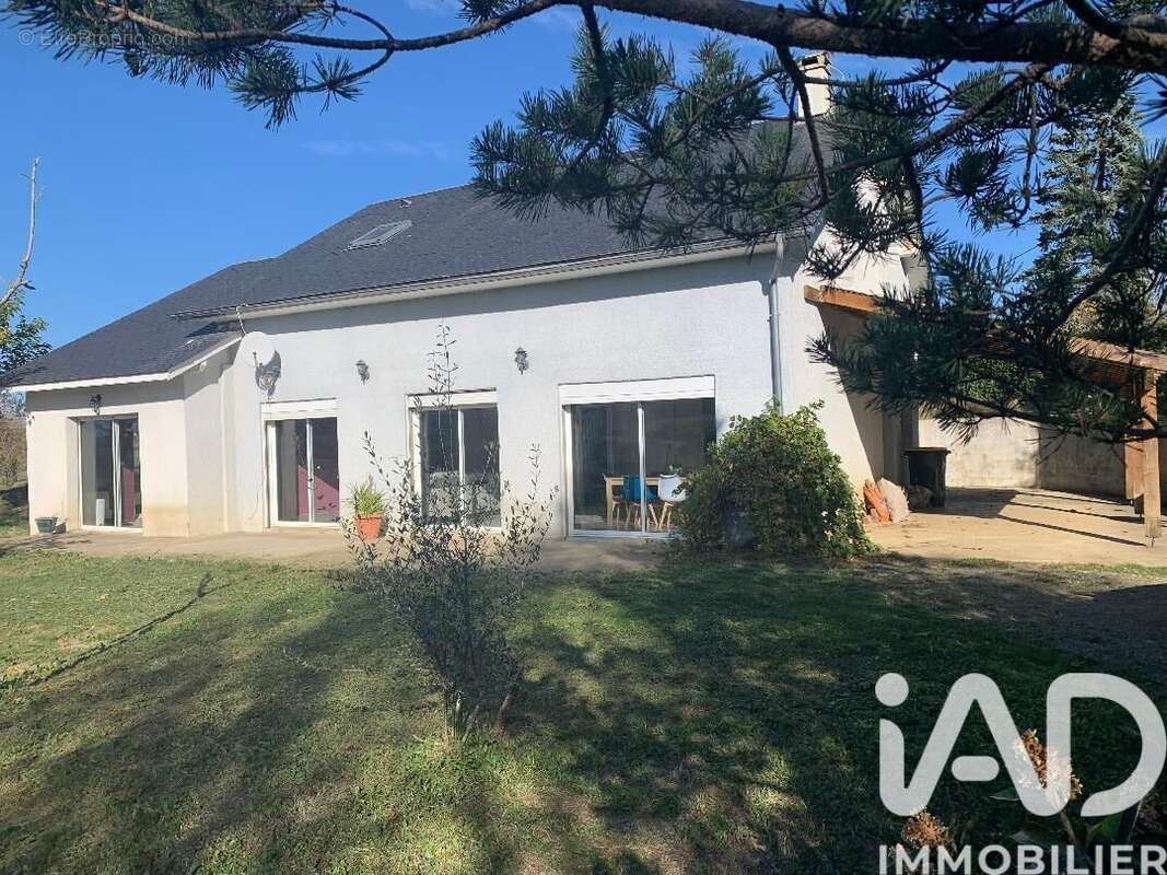 Maison 171 m² à Orignac  - photo 2