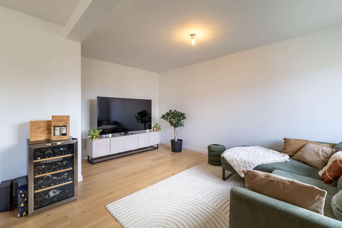 Maison à MONTOIS-LA-MONTAGNE