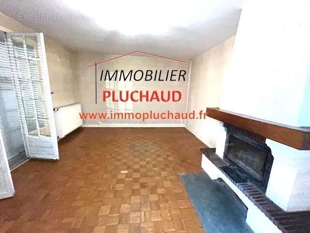 Maison à PARAY-LE-MONIAL