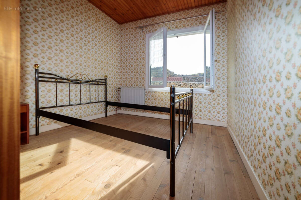 Maison à SAINT-GERVAZY