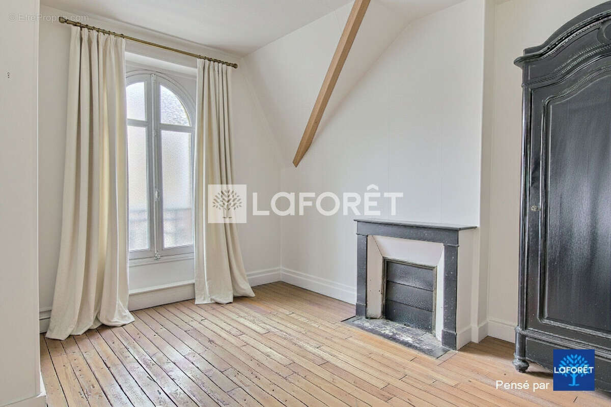 Maison à ASNIERES-SUR-SEINE