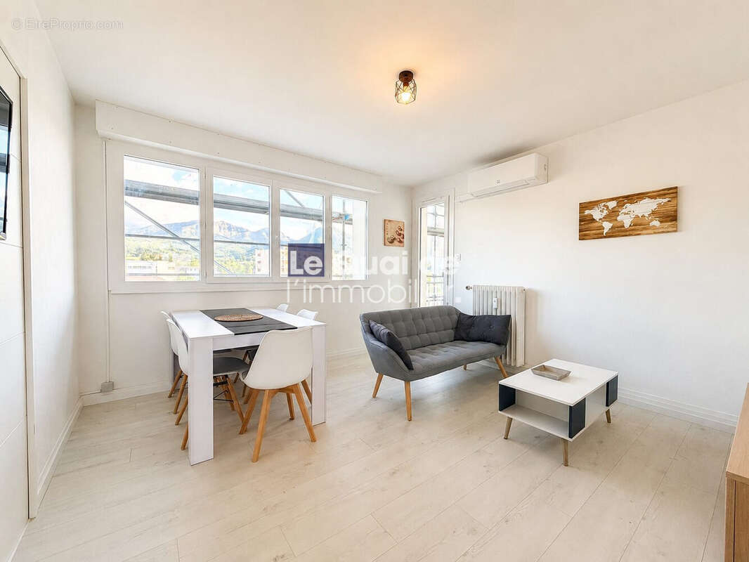 Appartement 66 m² à Chambery  - photo 7