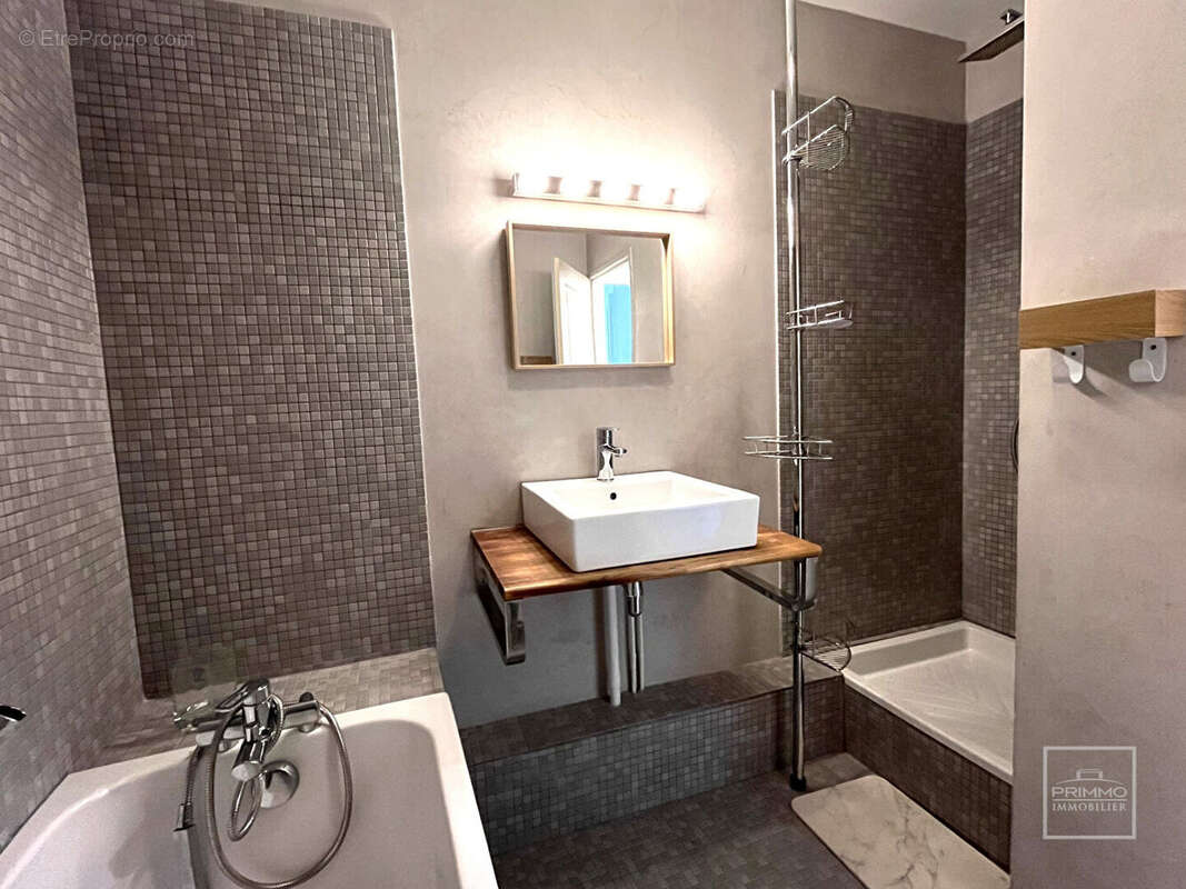 Appartement à SAINT-CYR-AU-MONT-D'OR