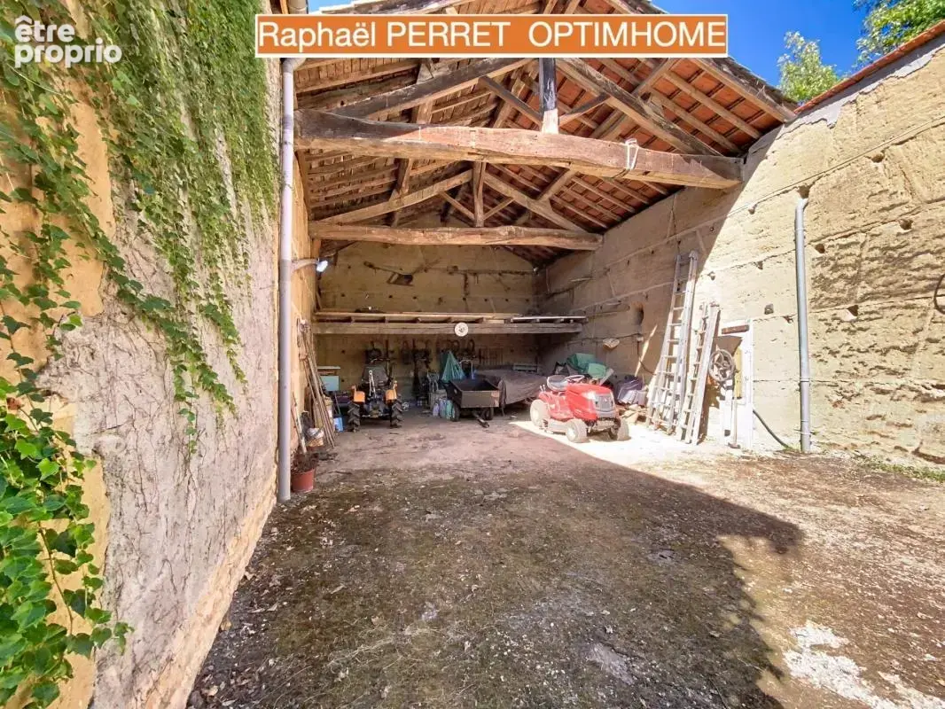 Rare, à proximité de Belleville en Beaujolais , exclusivité - photo 24