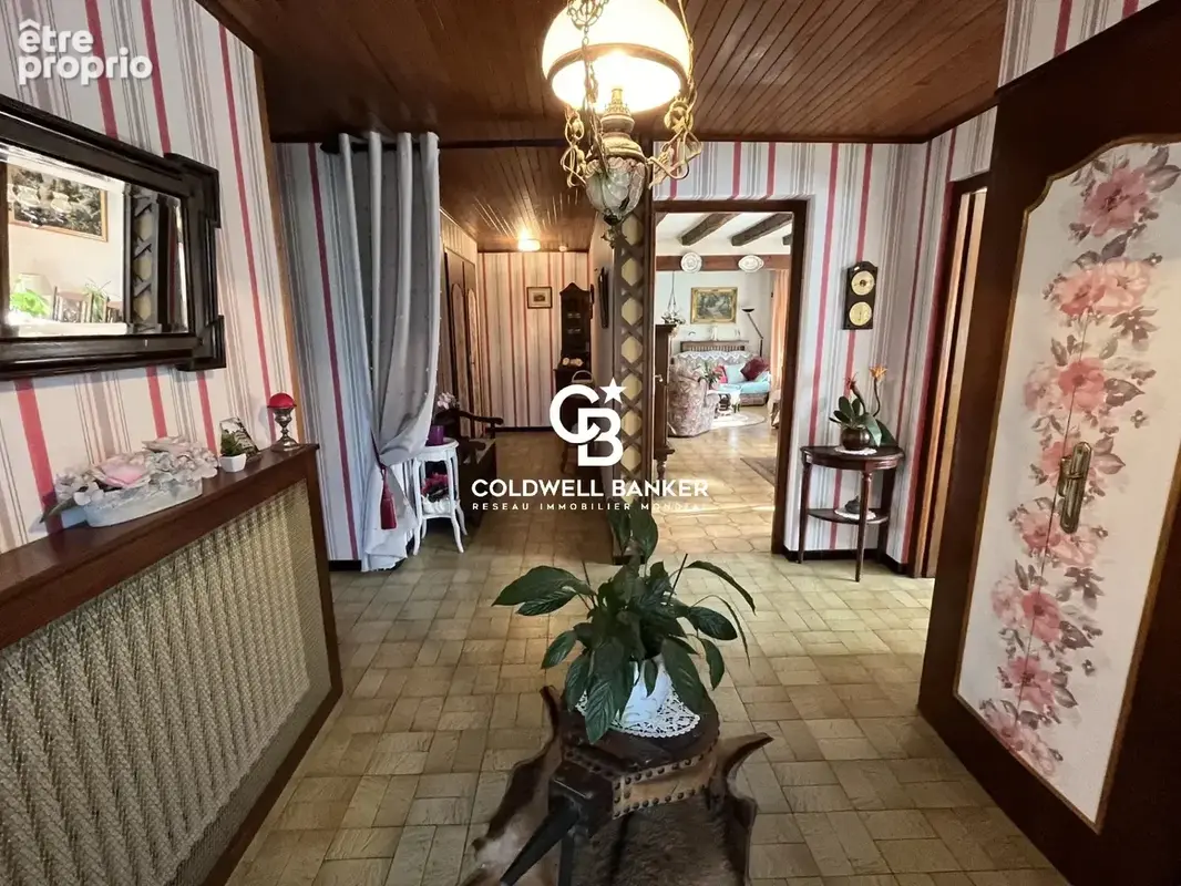 MAISON - PASSY (Haute-Savoie) - 236 m² - 5 CHAMBRES - photo 4