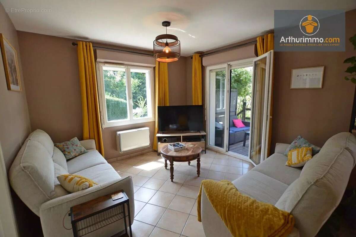 Maison à MARGUERON