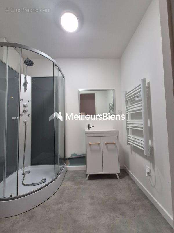 Appartement à DERVAL