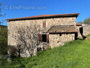 Maison à SATILLIEU
