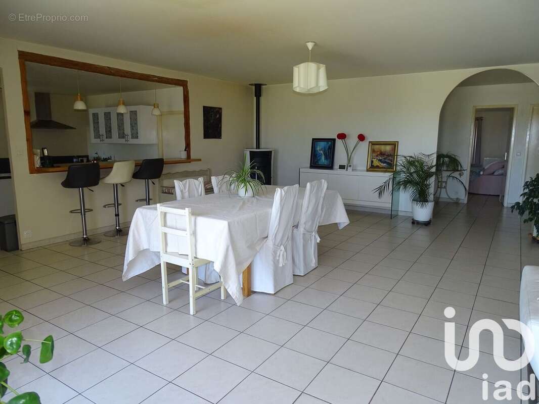 Maison 152 m² à Sauveterre-De-Guyenne  - photo 8