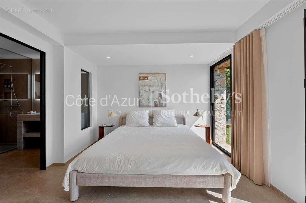 Maison à ROQUEBRUNE-CAP-MARTIN