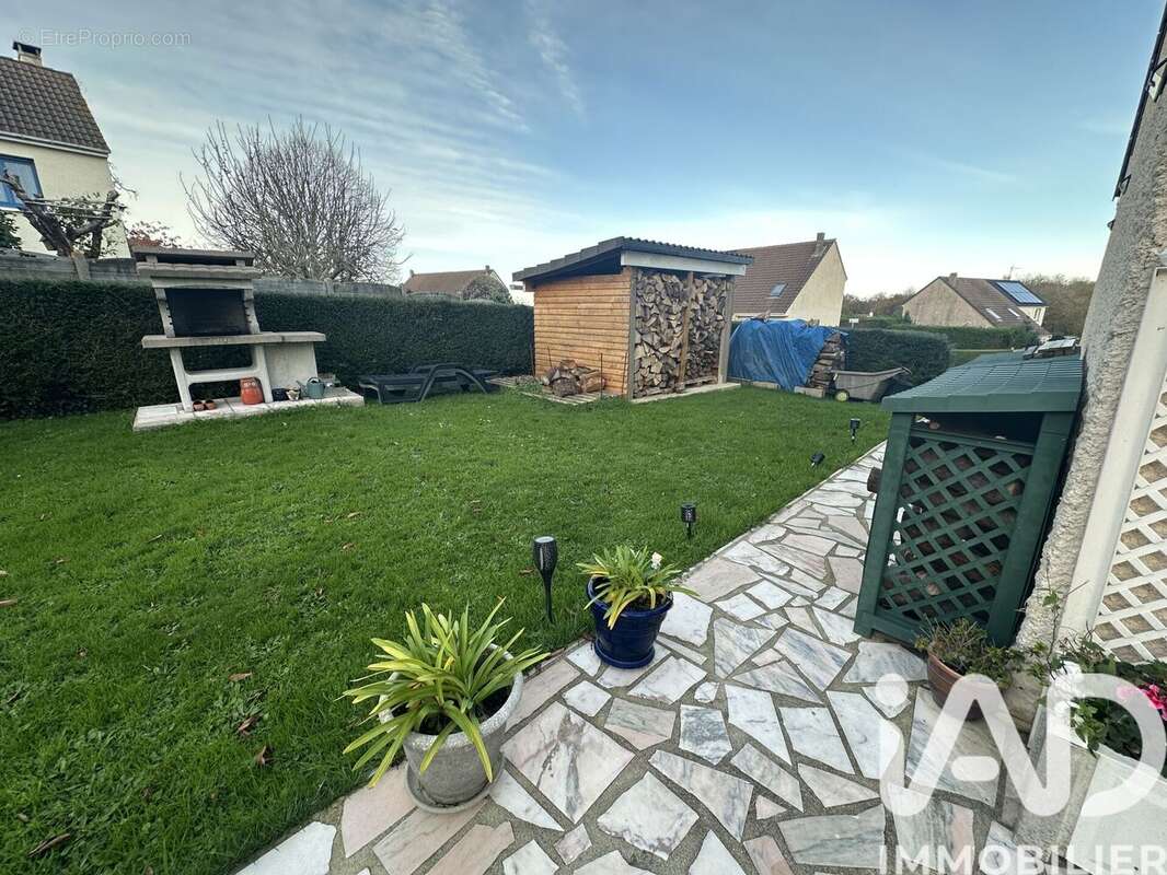 Photo 4 - Maison à QUERQUEVILLE