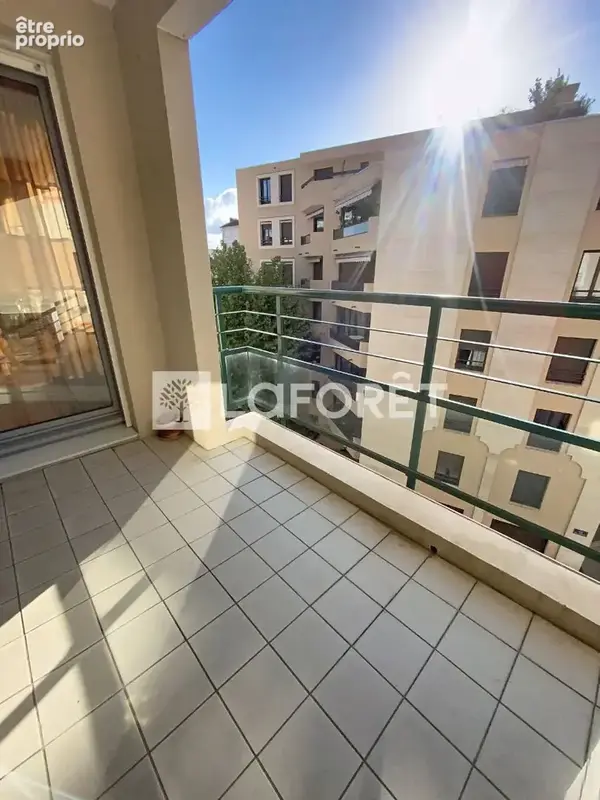 Coeur croix-rousse appartement t4 - photo 5