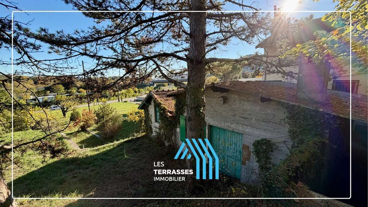 Maison à ROCHEMAURE