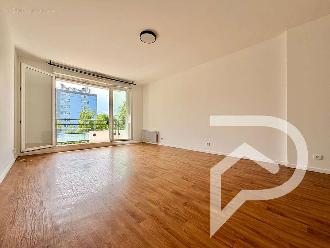 Appartement à VITRY-SUR-SEINE