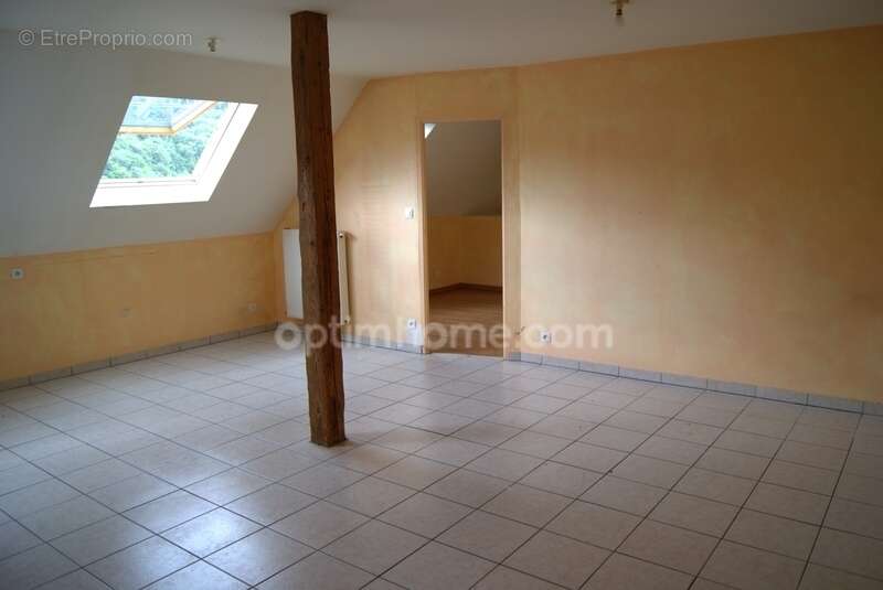 Appartement à ALGRANGE