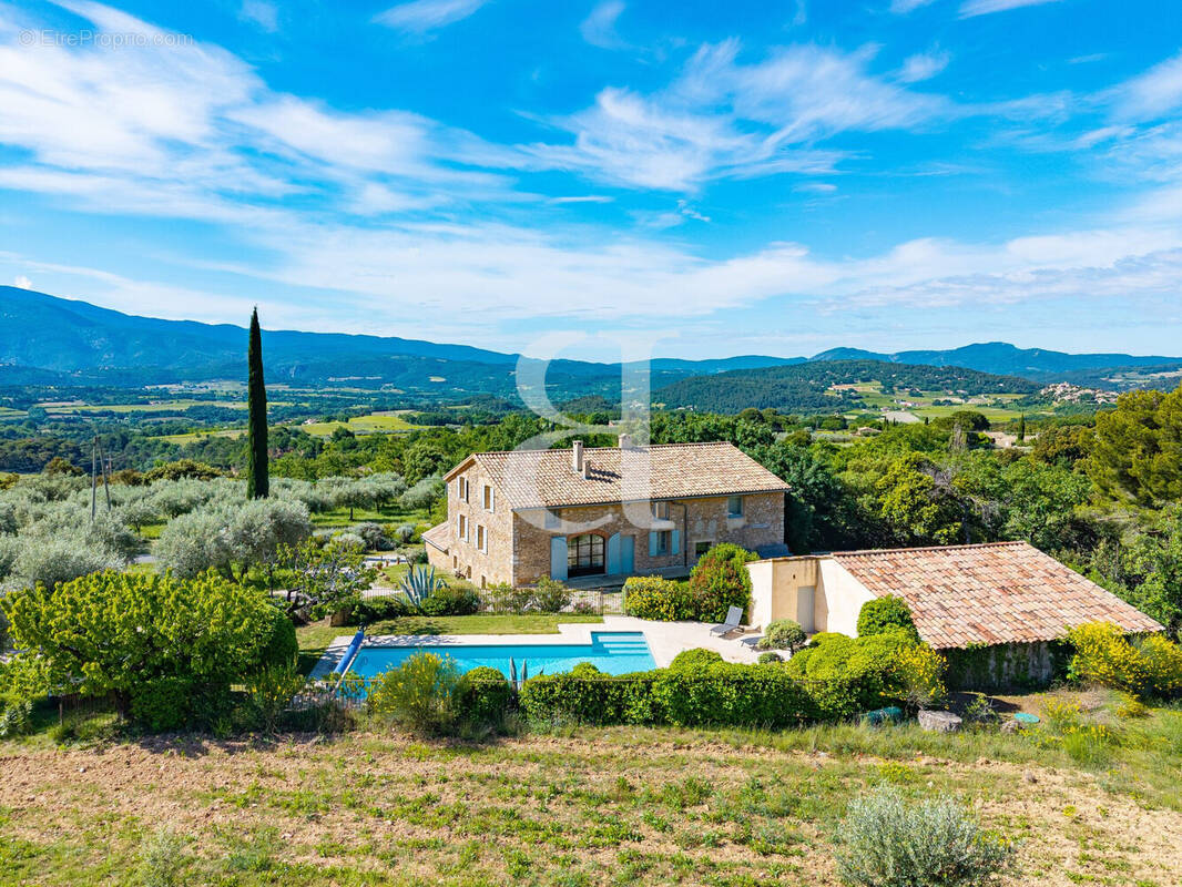 Maison à VAISON-LA-ROMAINE