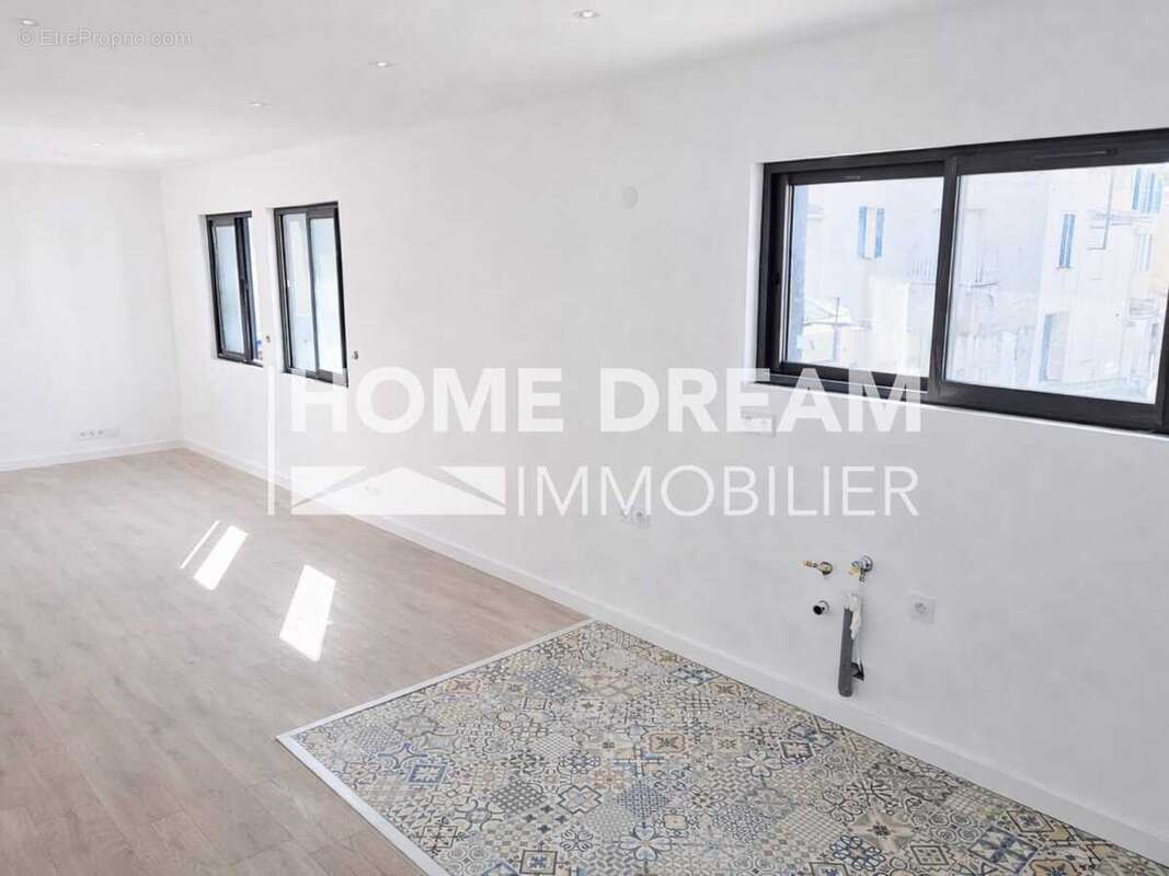 Appartement 57 m² à Toulon  - photo 5