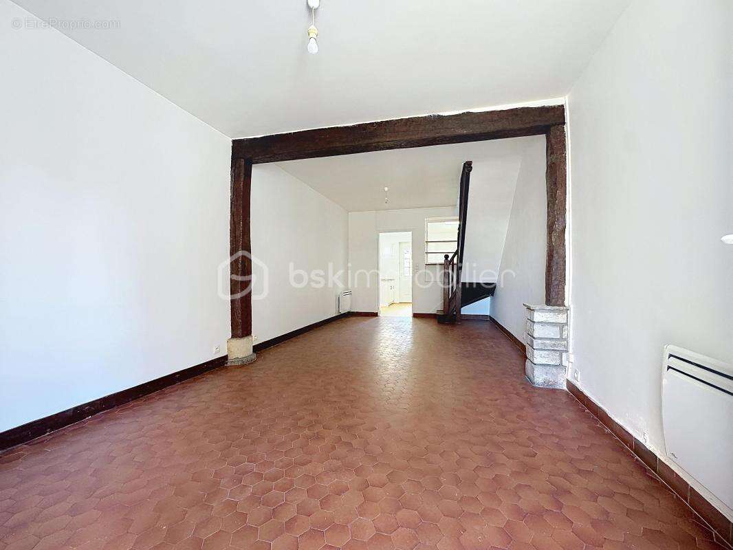 Maison centre ville 2 chambres (poss 3) avec courette - photo 4