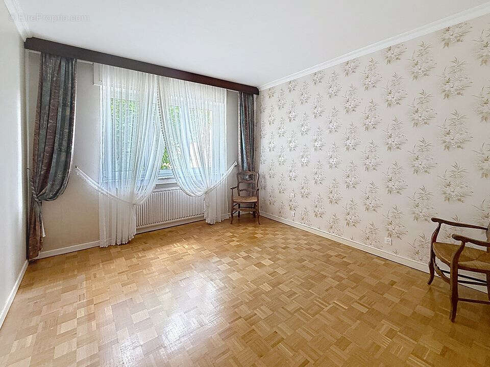 Maison à BOUSSE