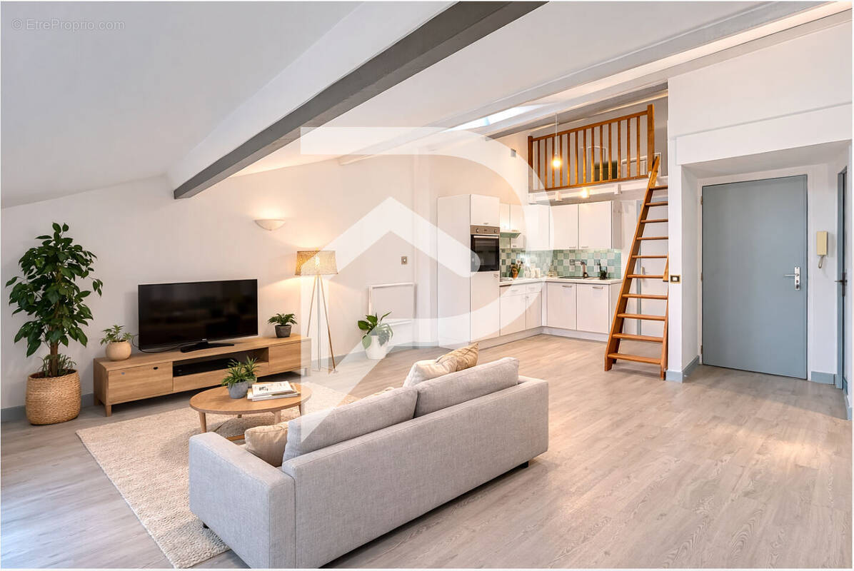 Appartement à CHATEAUNEUF-DU-RHONE