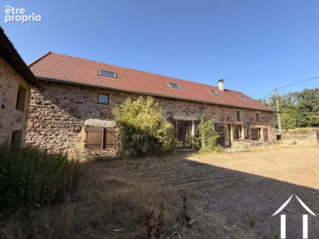Maison à COLOMBIER-EN-BRIONNAIS