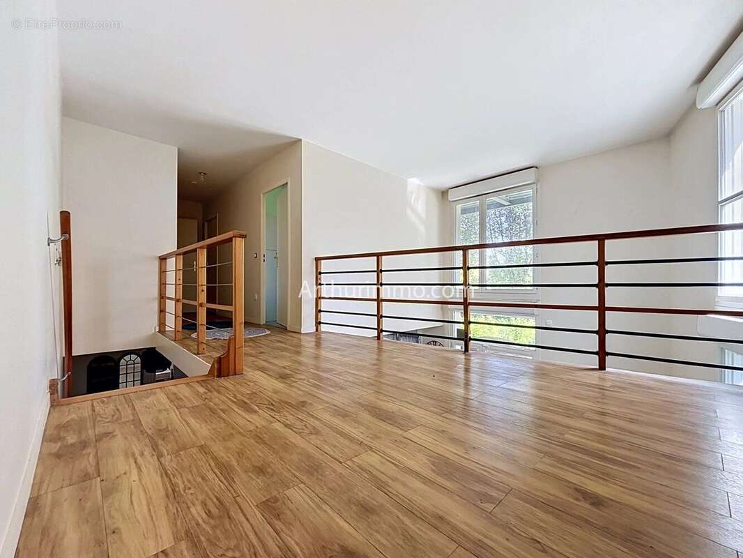 Appartement à LIMEIL-BREVANNES