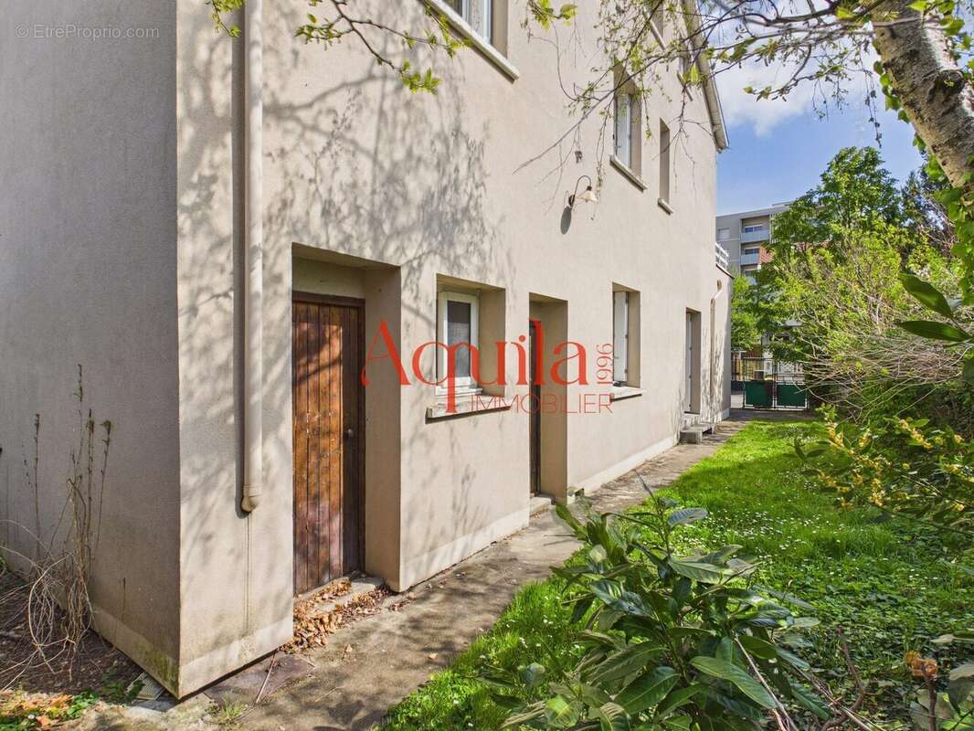 Maison à VILLEURBANNE