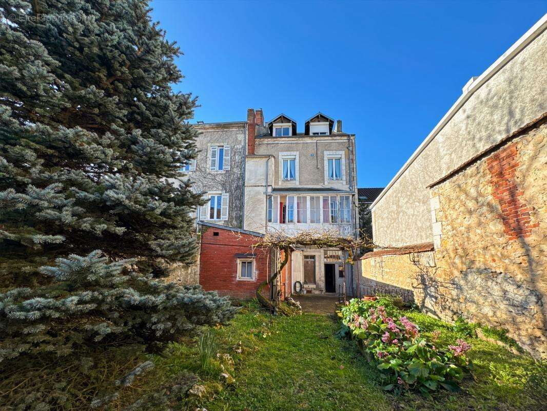 Maison à PERIGUEUX