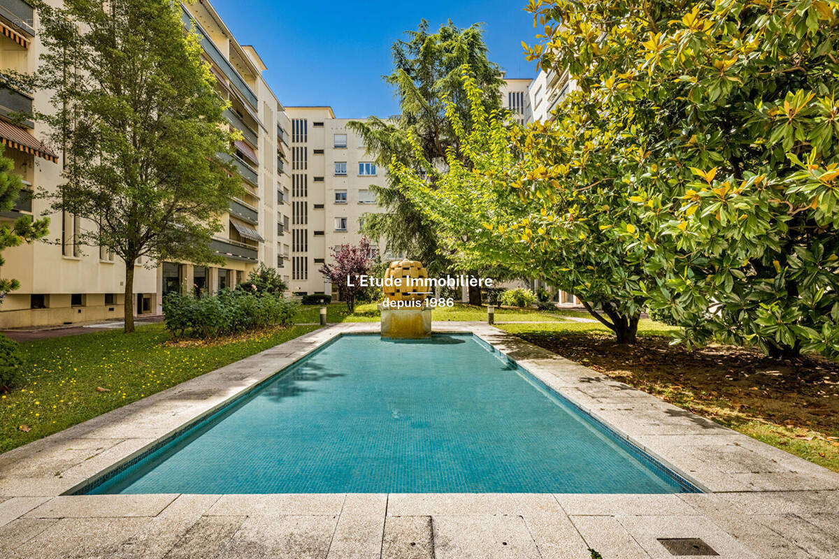 Appartement à LYON-6E