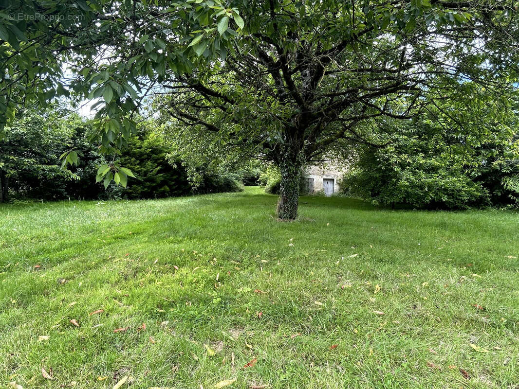 Maison à CRAMCHABAN