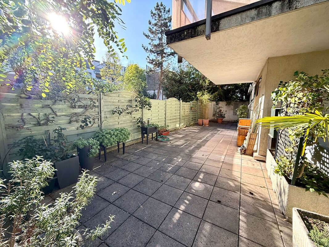 Appartement à LE RAINCY