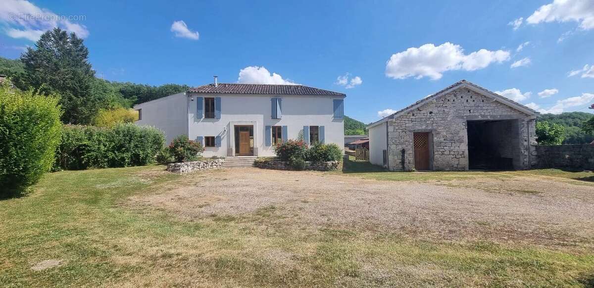 A vendre avec l'Agence Immobilière Le Pic du Quercy - photo 3